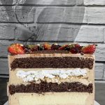 Каковий торт з бізе та горіхами